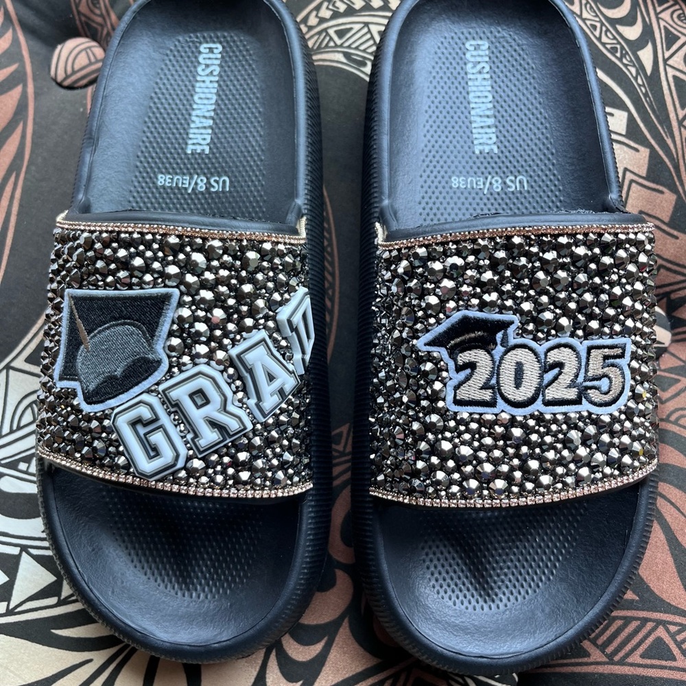 Graduation Slides - Black